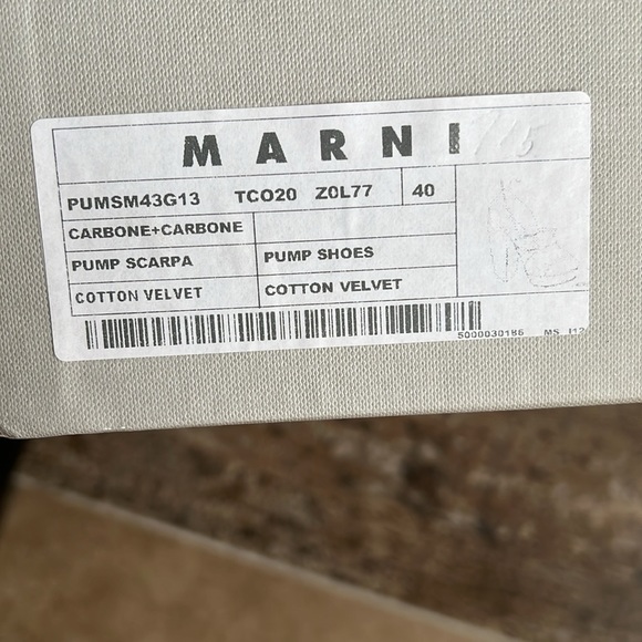 MARNI Vintage Platform Booties Pumps - Velvet with Leather Buckle size 40 - Picture 12 of 12